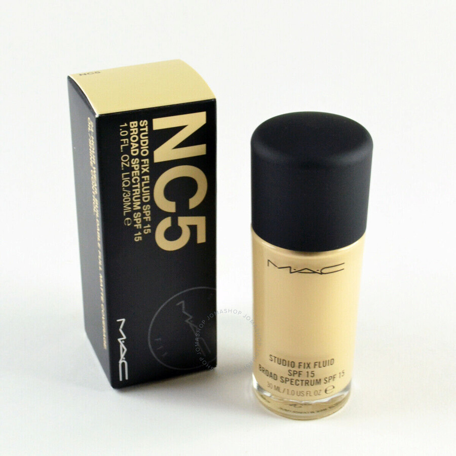 MAC Foundation Studio Fix SPF 15 NC5